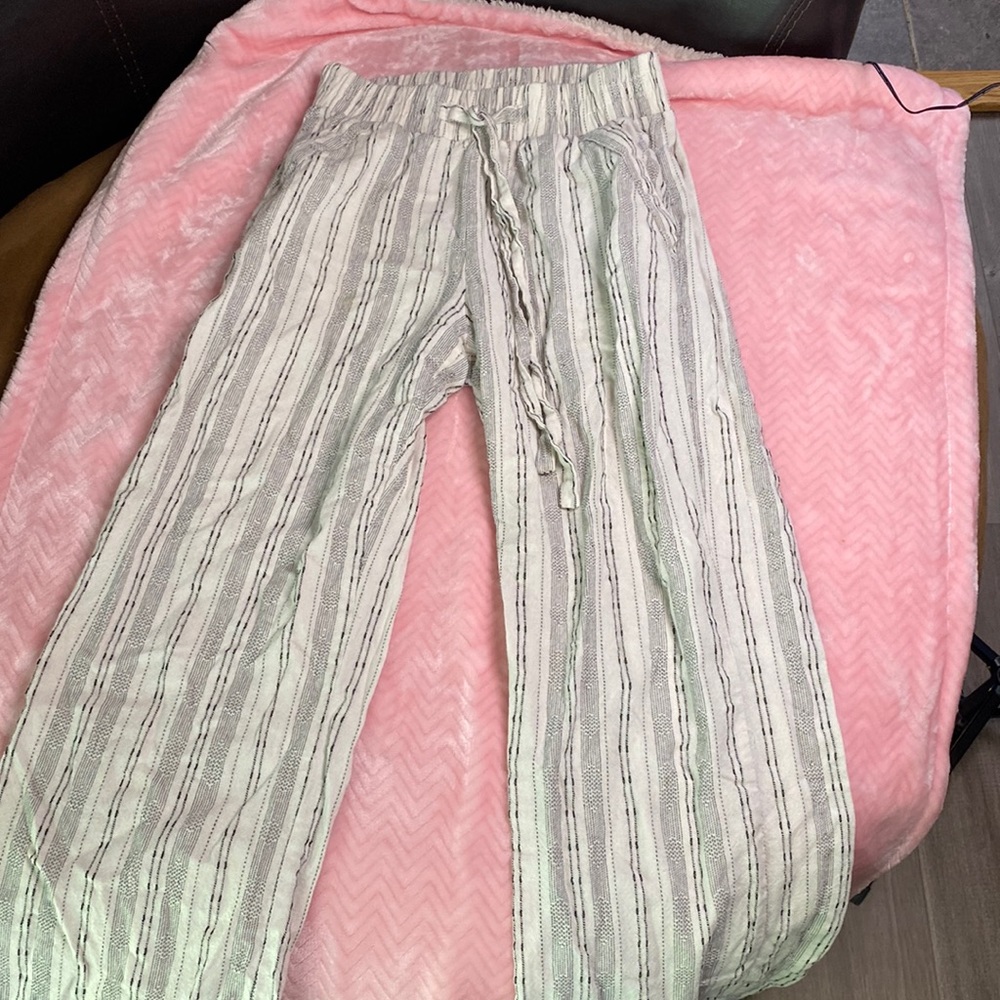 Flowy pants